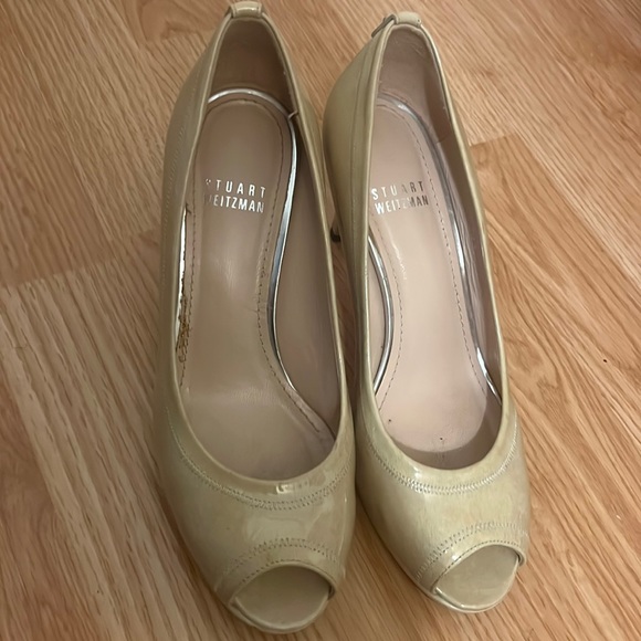 Stuart Weitzman Heel Shoes - Picture 1 of 8